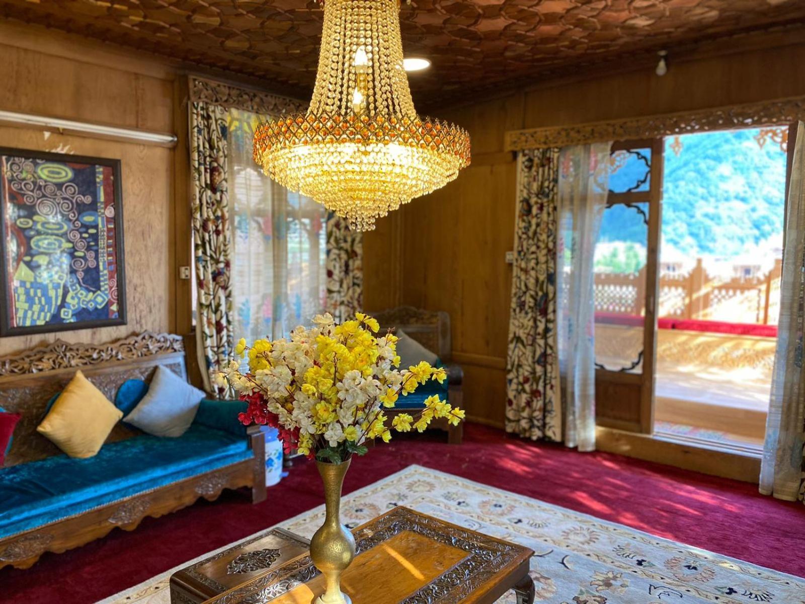 Nazneen Group Of Houseboats Srinagar  Exterior photo