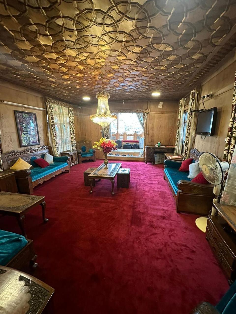 Nazneen Group Of Houseboats Srinagar  Exterior photo